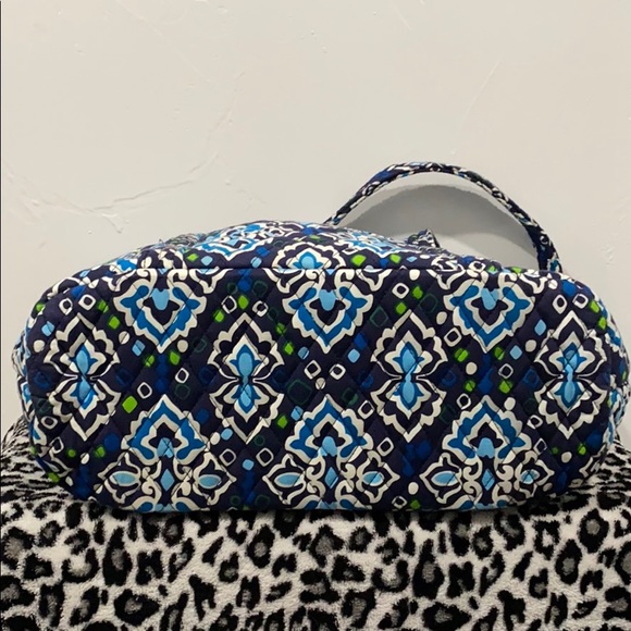 🌸🌸S.O.L.D.🌸🌸Vera Bradley Vera Tote - Picture 4 of 8